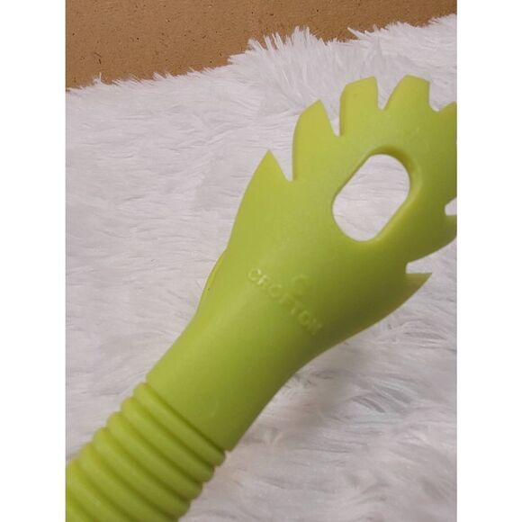 Crofton Chartreuse Tongs - Picture 3 of 4